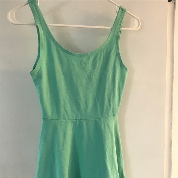 Mint green short dress - Picture 2 of 4